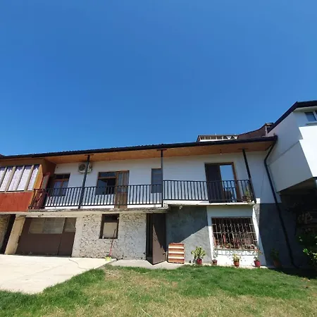 Guest house Nazmir's